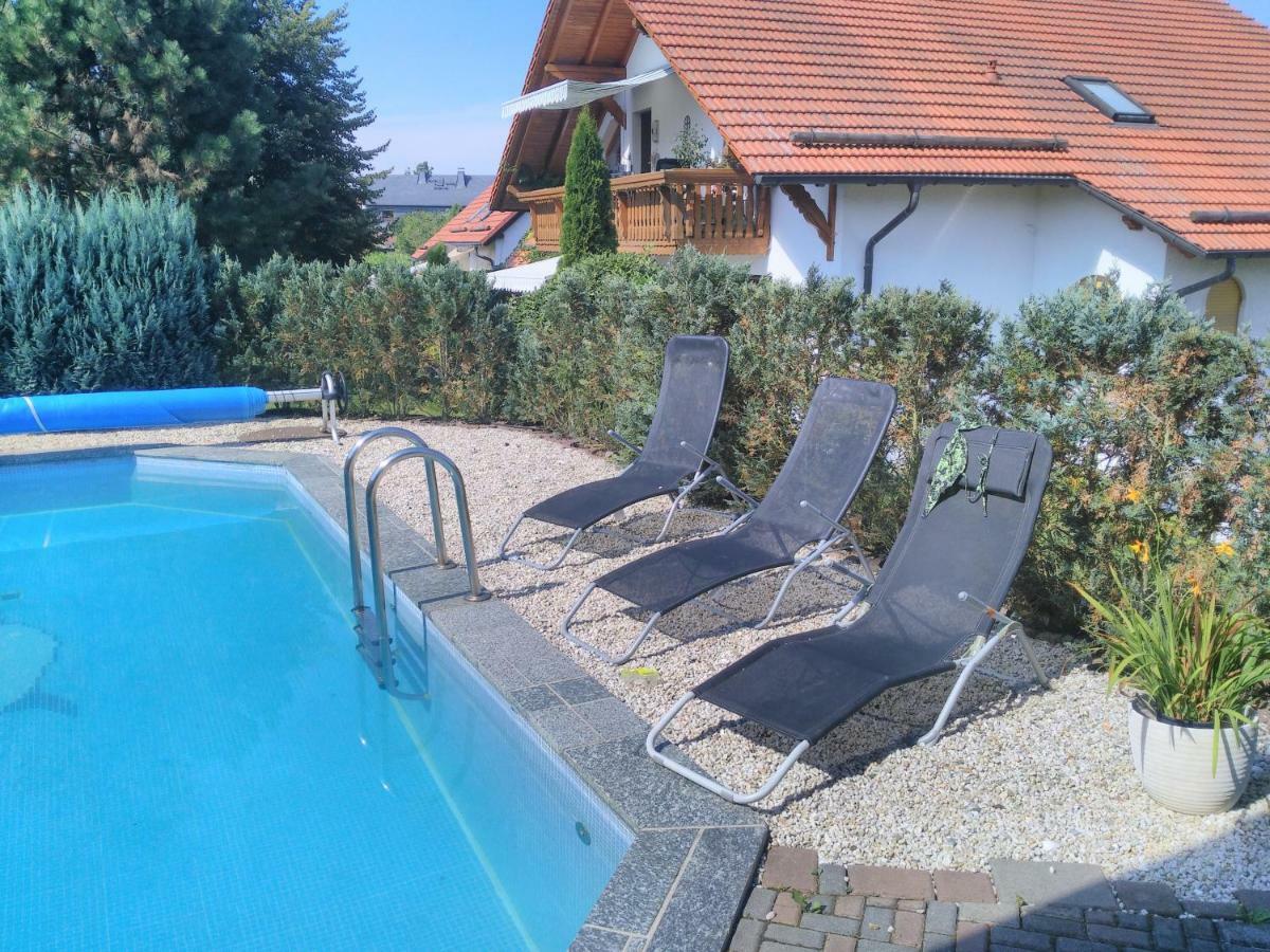 Ferienwohnung Und Pension Guertler Mohlsdorf Kültér fotó